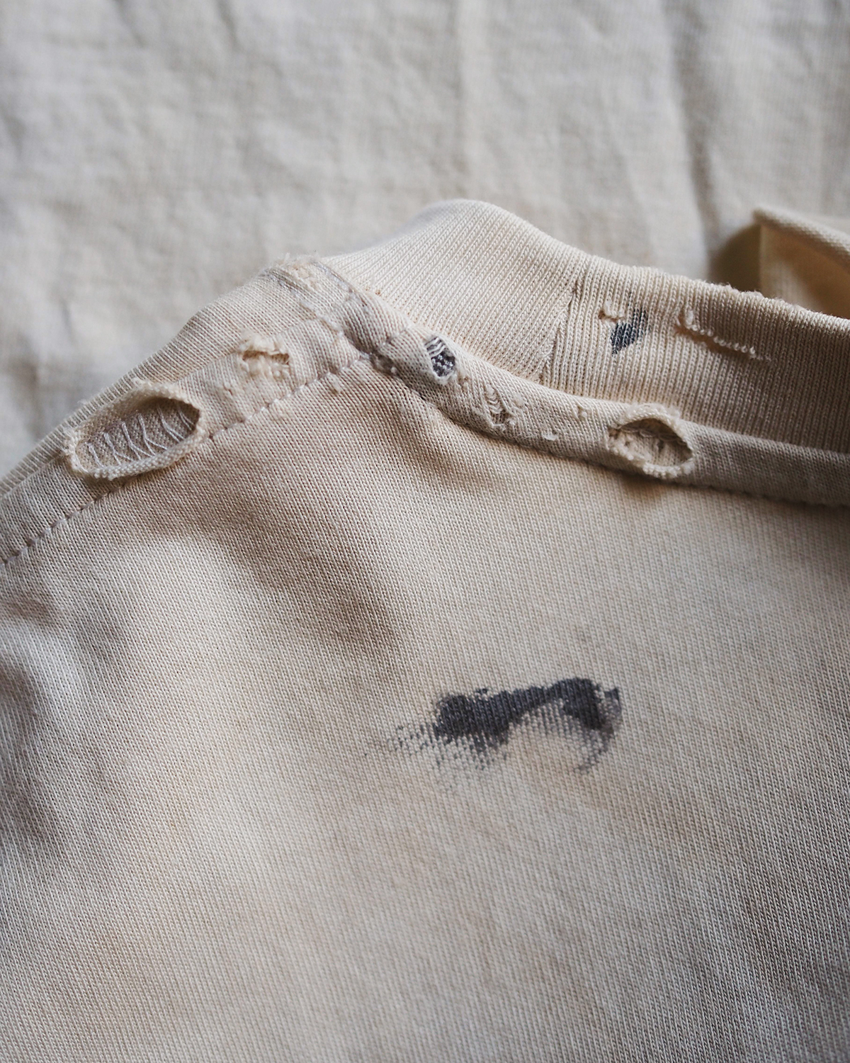 BIOBN, product: BARRY LYNDON T-SHIRT (Slide 7)