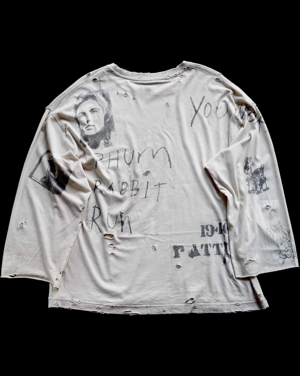 BIOBN, product: Patti Smith's Room T-Shirt (Slide 2)