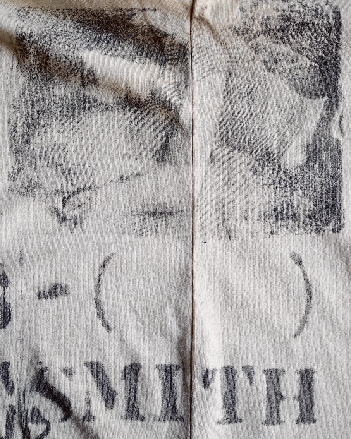 BIOBN, product: Patti Smith's Room T-Shirt (Slide 8)